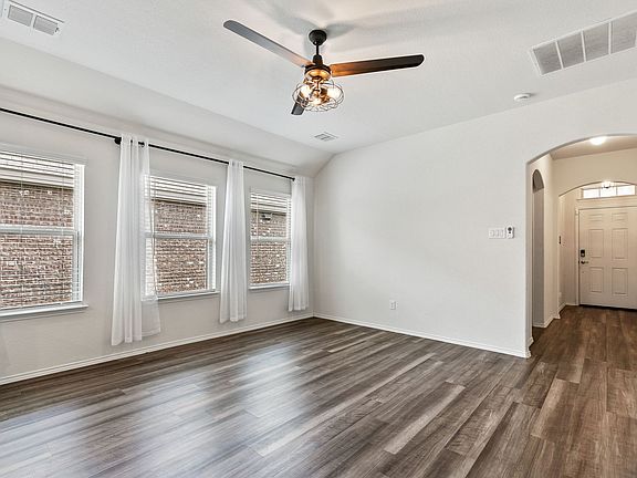 5th image of 2417 Dolostone Dr