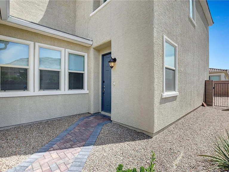237 Zenobia Ct — Photo 42