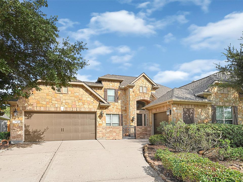 1st image of 902 Cactus Ridge Ct