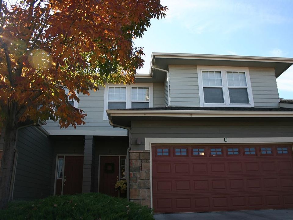 Exterior View - 2 Car Attached Garage