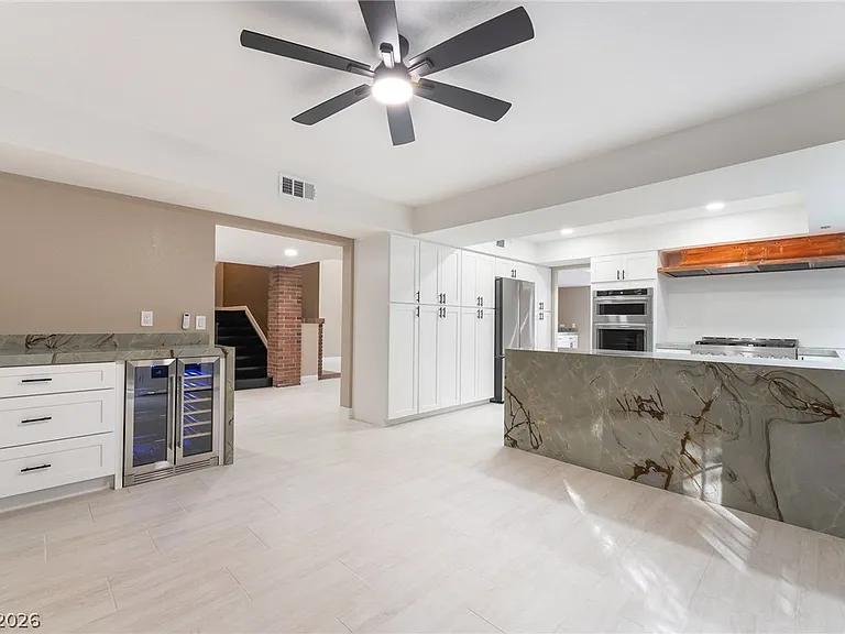 968 Pinehurst Dr — Photo 34