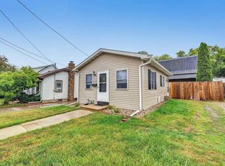 937 Columbia Ave, Green Bay, WI 54303