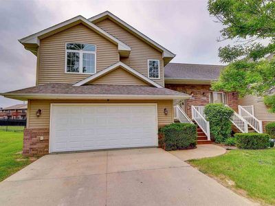 1529 Alder Dr, North Liberty, IA, 52317