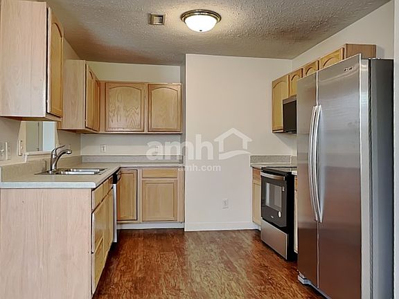 4th image of 1907 Landon Farms Ln