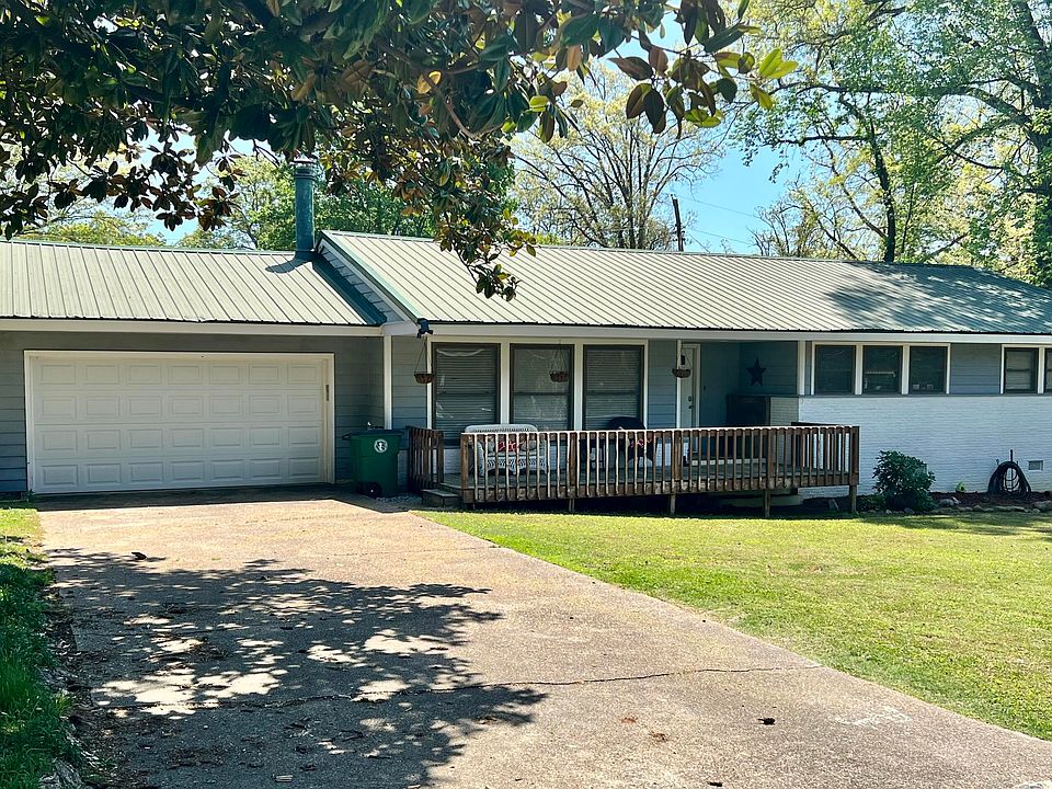 1st image of 856 Belvoir Crest Dr