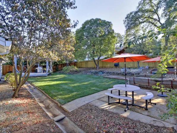 3180 Parkdale Ln, Cameron Park, CA 95682