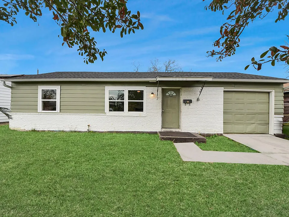 10506 Sierra Dr