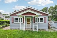 Hillside Ave-S1207-001.jpg