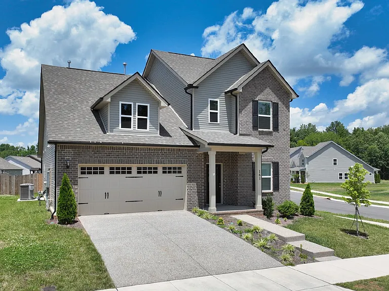 161 Crabourne Dr — Photo 1
