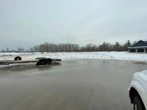 4104 Legacy Ln #13, De Pere, WI 54115