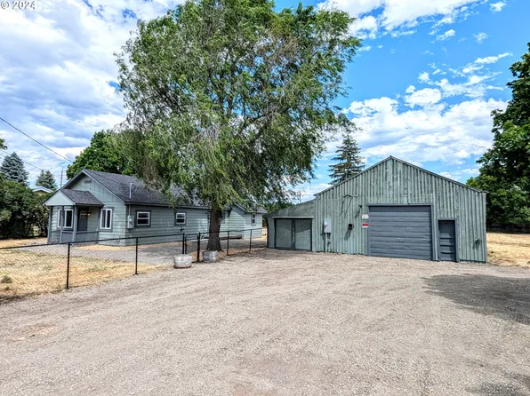 1407 N Hall St, La Grande, OR 97850