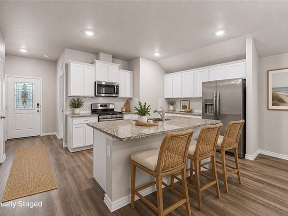 4th image of 1126 Breebry Dr
