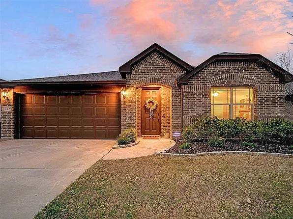 532 Lucas Ln, Lavon, TX 75166