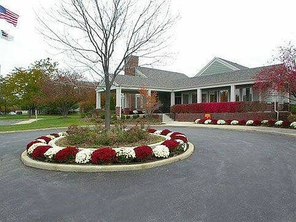 5th image of 213 Glengarry Dr APT 310
