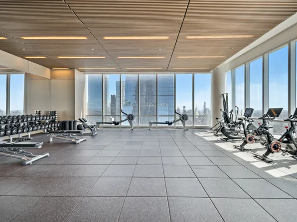 15 Hudson Yards image 13 of 21