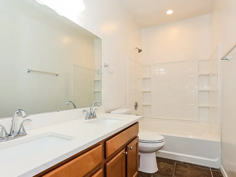 7342 W Saint Charles Ave — Photo 11