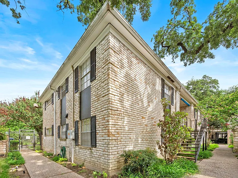 7900 Westheimer Rd #121 — Photo 5