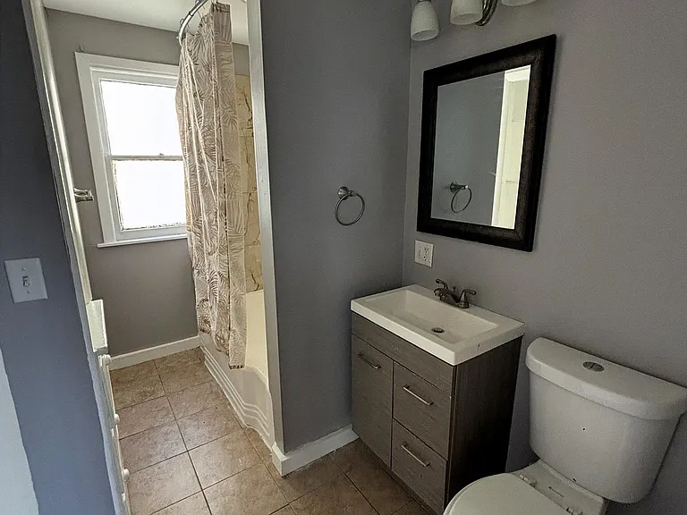 1073 West Ave #1 — Photo 4