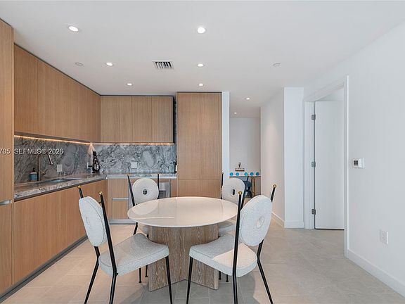 4th image of 500 Alton Rd Unit 1204