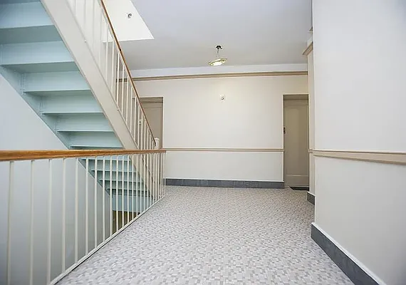 Rented by Buchbinder & Warren | media 12