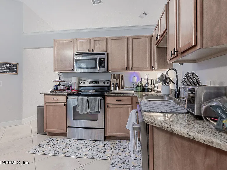 1540 Panther Ridge Ct — Photo 10