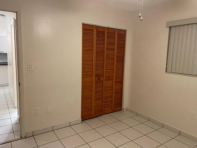 10101 W Okeechobee Rd #5202 — Photo 5