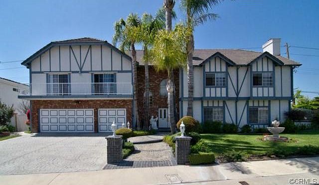 Welcome to this fabulous estate home conveniently located near s