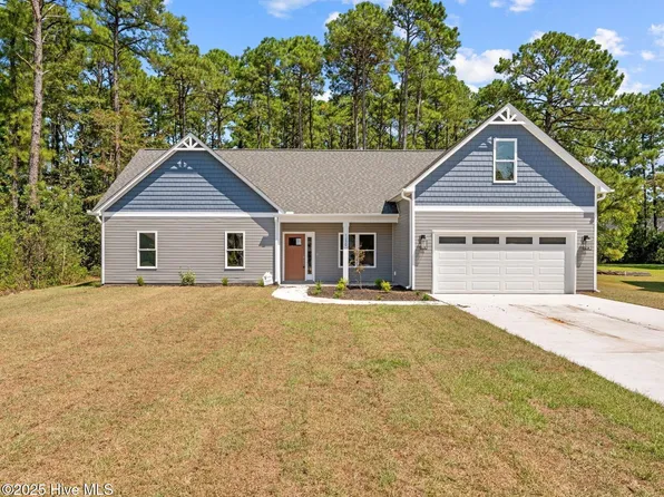 1230 Petite Terre Court, New Bern, NC 28560