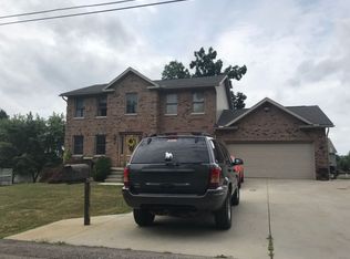 260 Linden Ave, Ellwood City, PA 16117