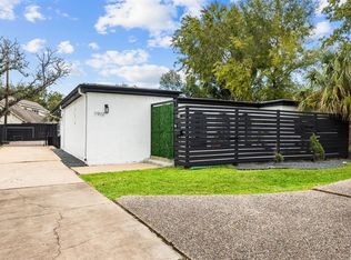 7902 Richmond Ave, Houston, TX 77063