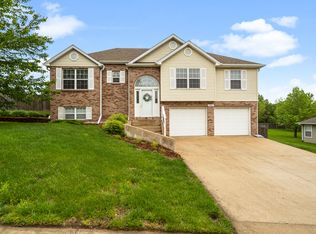 1507 E Preakness Dr, Columbia, MO 65202