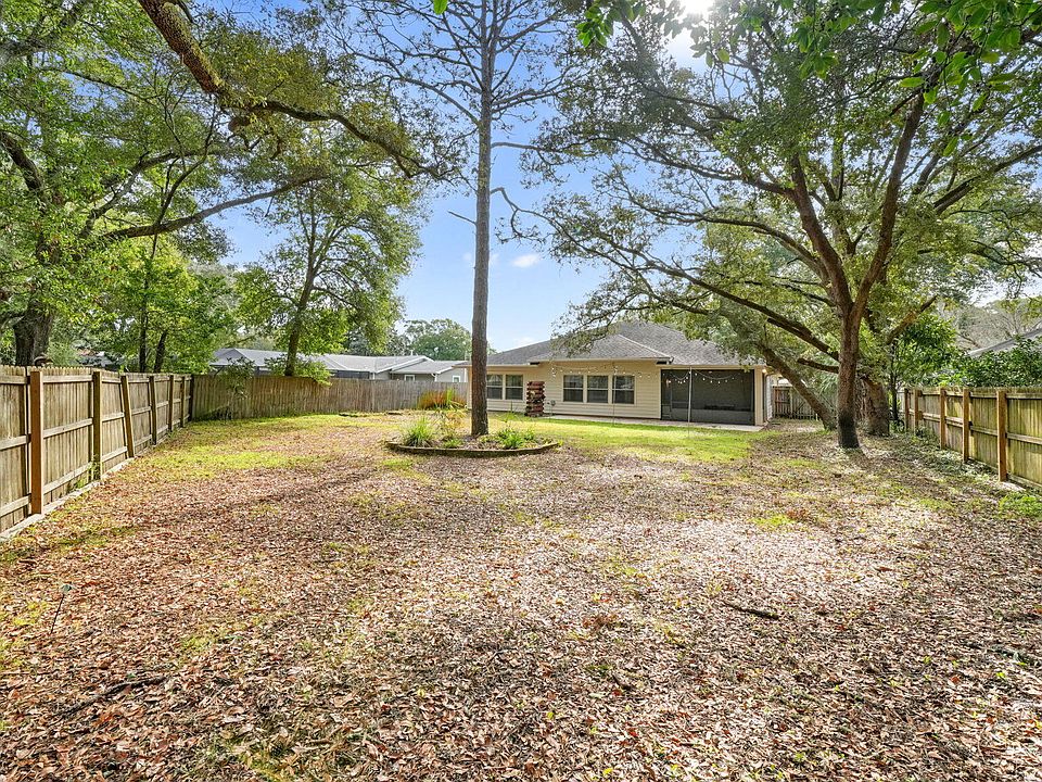 1st image of 35 Okahatchee Cir