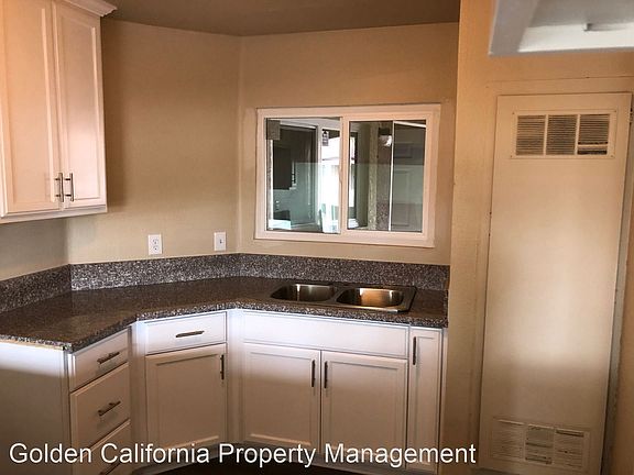 3rd image of 2741 Park Ave APT 18