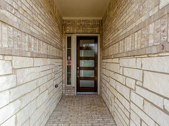 2nd image of 30 Botanical Vista Dr