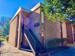 1751 Hawthorne Rd, Winston Salem, NC 27103