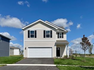 1401 Acadia Cir, Pingree Grove, IL 60140