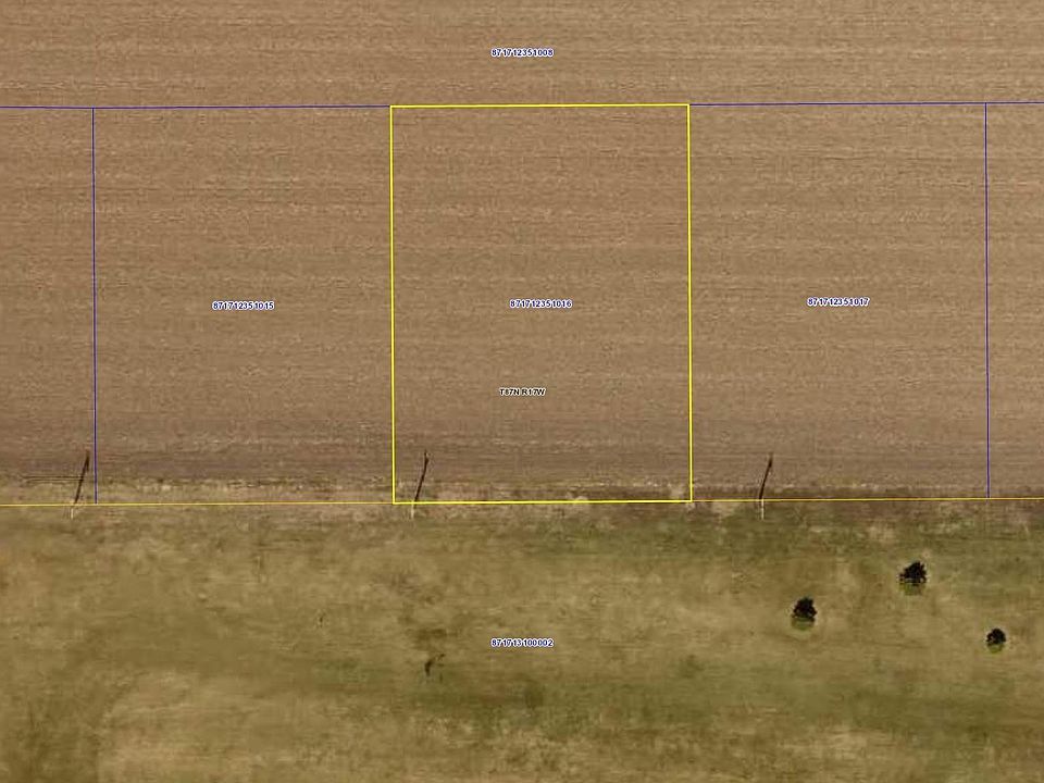 1st image of 8 Prairie Dr
