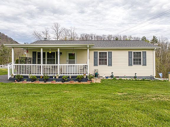 2nd image of 18160 Ridgeview Dr