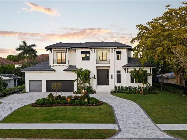 3840 CRAYTON RD, NAPLES, FL 34103