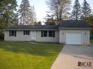 1199 Oakmont Dr, Temperance, MI 48182