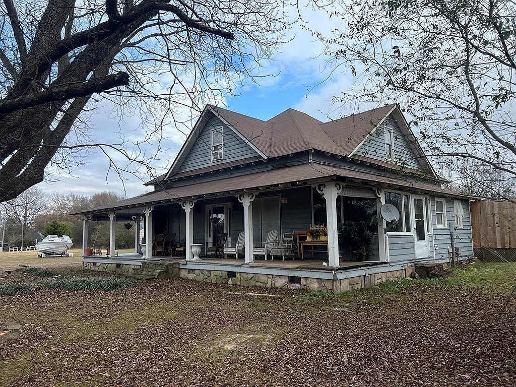 7880 Highway 225 N, Chatsworth, GA 30705 | Zillow