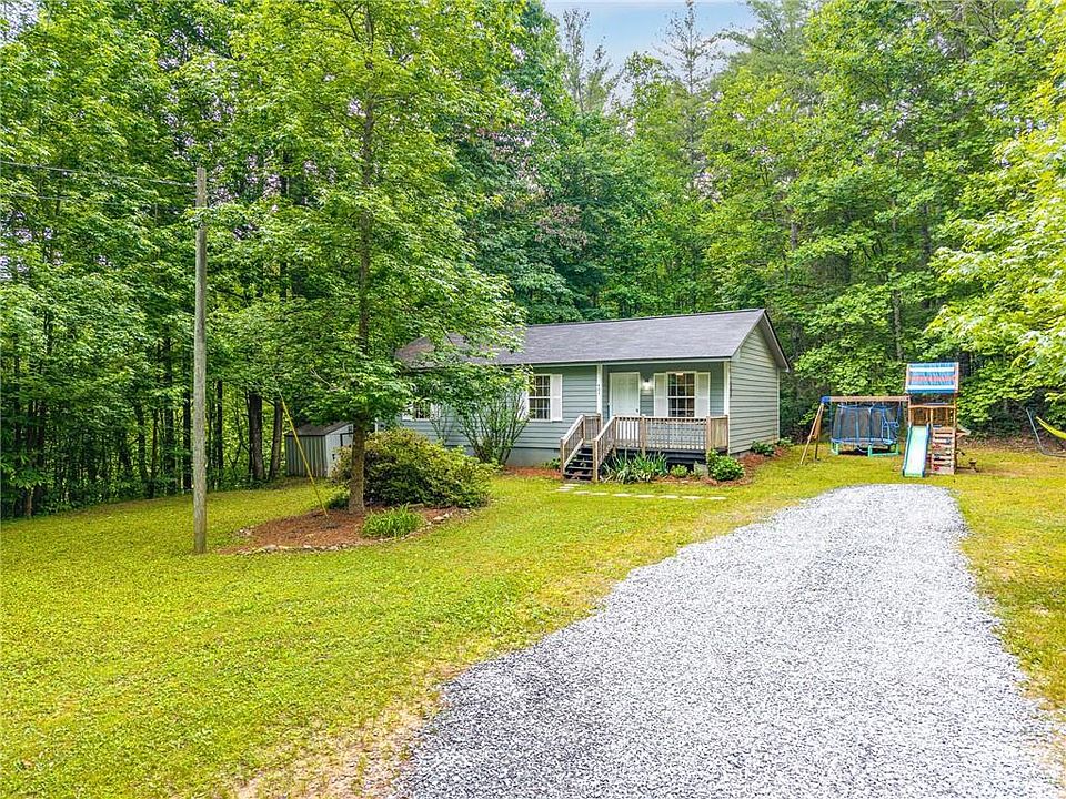 1st image of 407 Westwind Cir