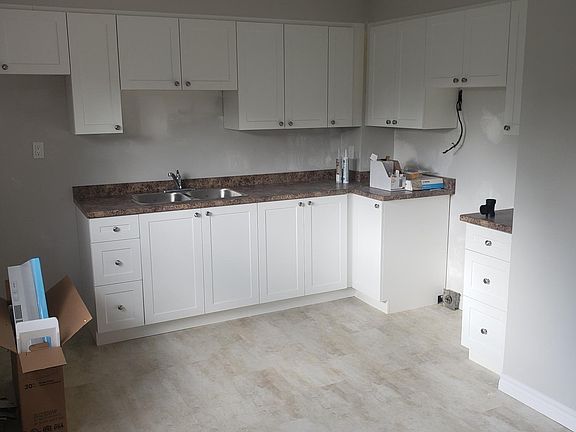 2nd image of 41 Nottingham Ave #57