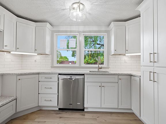 5th image of 918 New Hope St