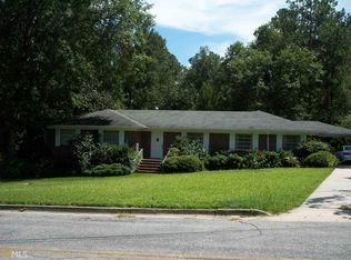 123 Peachtree Cir, Sylvania, GA 30467