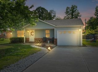 1610 Plantation Dr, Martinsville, IN