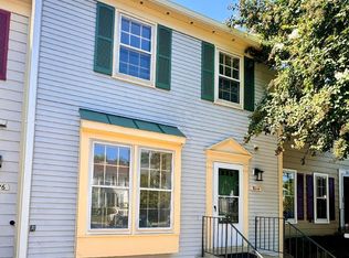 8014 Dayspring Ct, Springfield, VA 22153