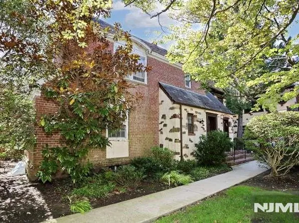 185 E Palisade Avenue #A2A, Englewood, NJ 07631