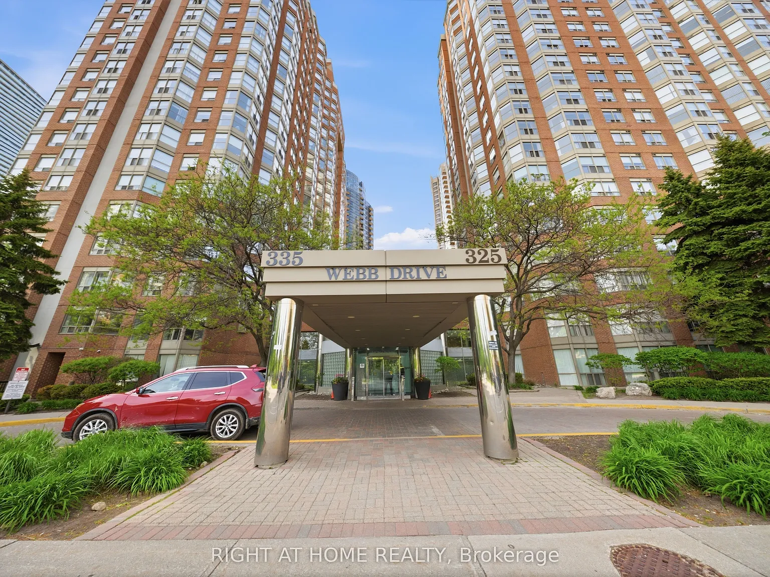 2 bed, $2,850 — Photo 1