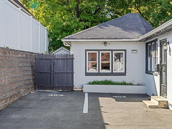 2nd image of 403 Essex St #B
